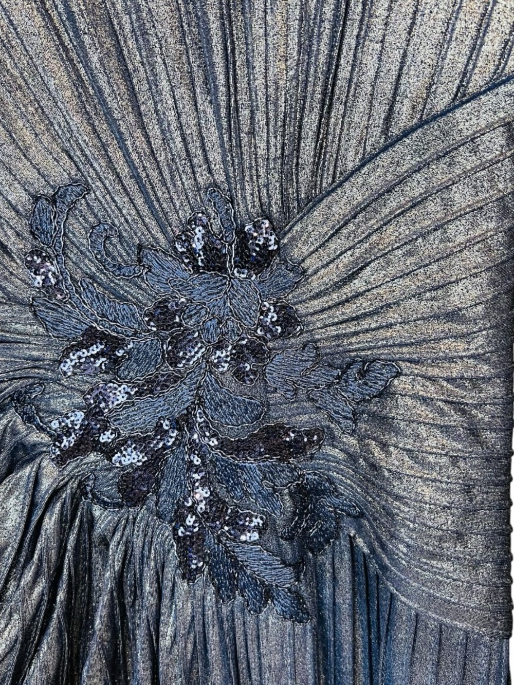 Tadashi Shoji pleated metallic dress with lace - Picture 12 of 16
